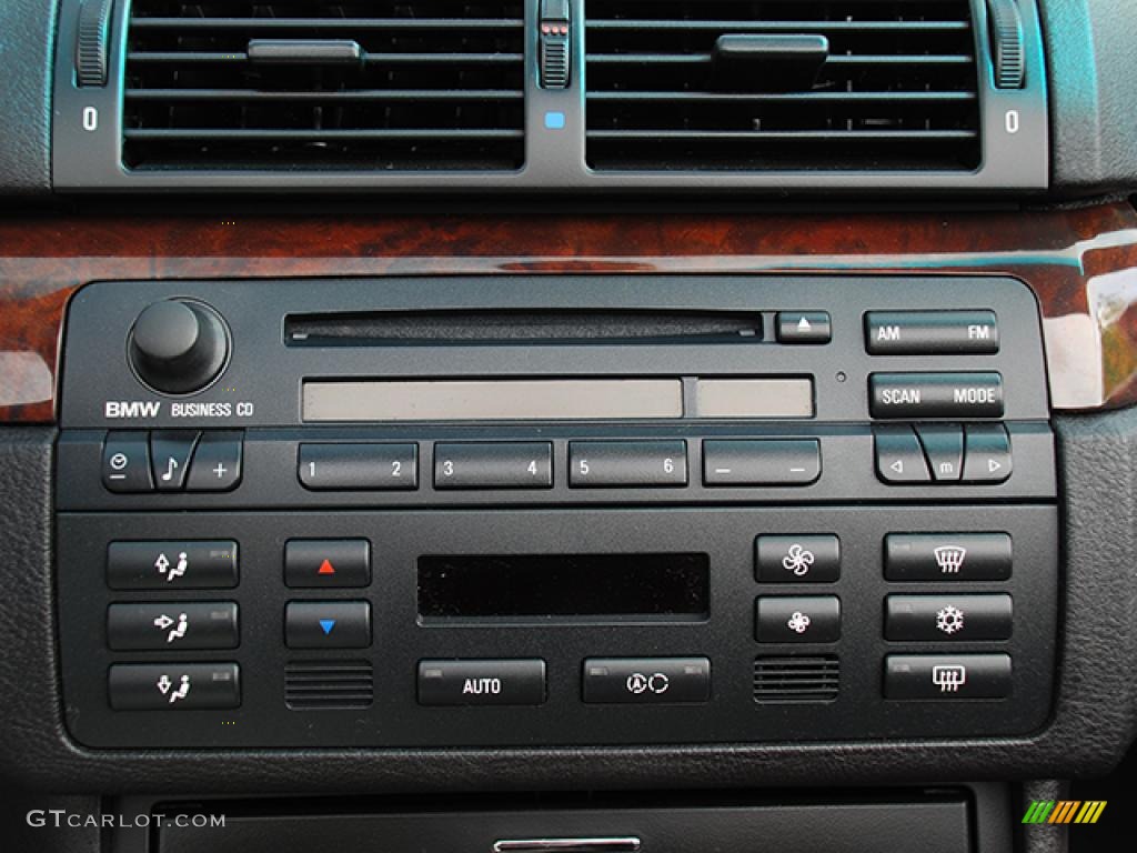 2004 3 Series 330i Convertible - Jet Black / Black photo #11