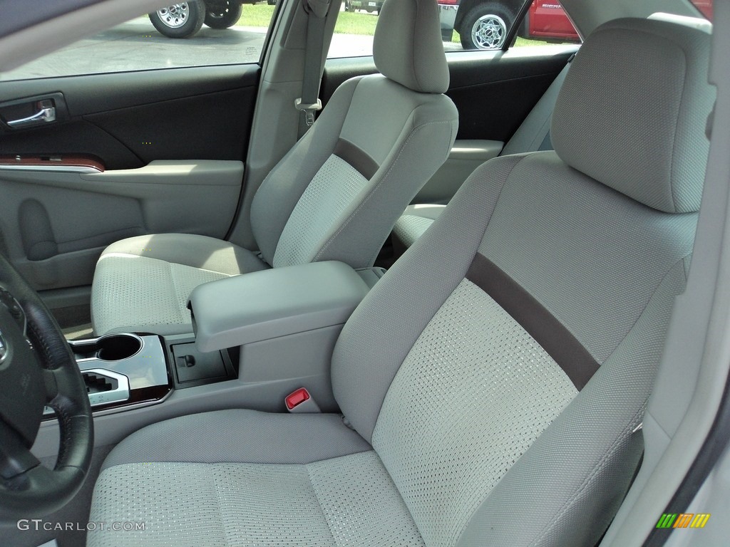 2014 Camry XLE - Classic Silver Metallic / Ash photo #7