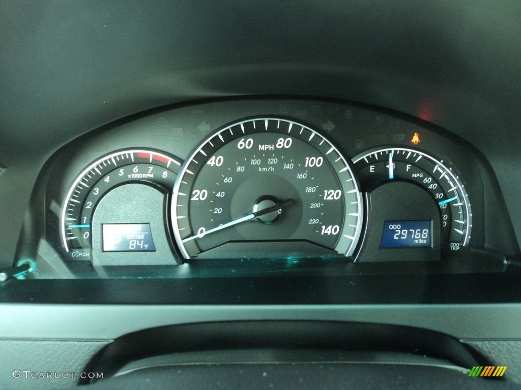 2014 Camry XLE - Classic Silver Metallic / Ash photo #13