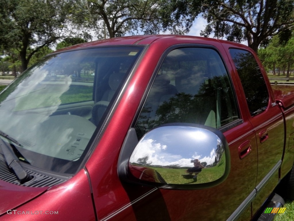 2005 Tundra SR5 Access Cab - Salsa Red Pearl / Light Charcoal photo #48