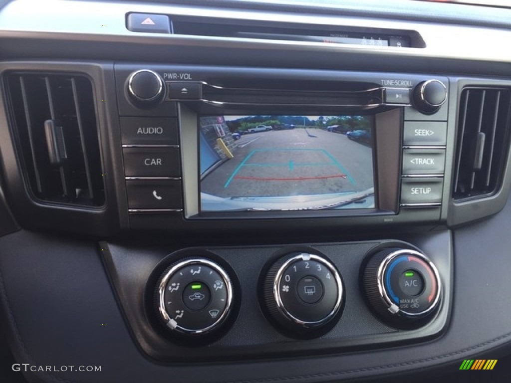 2018 RAV4 LE - Silver Sky Metallic / Black photo #16