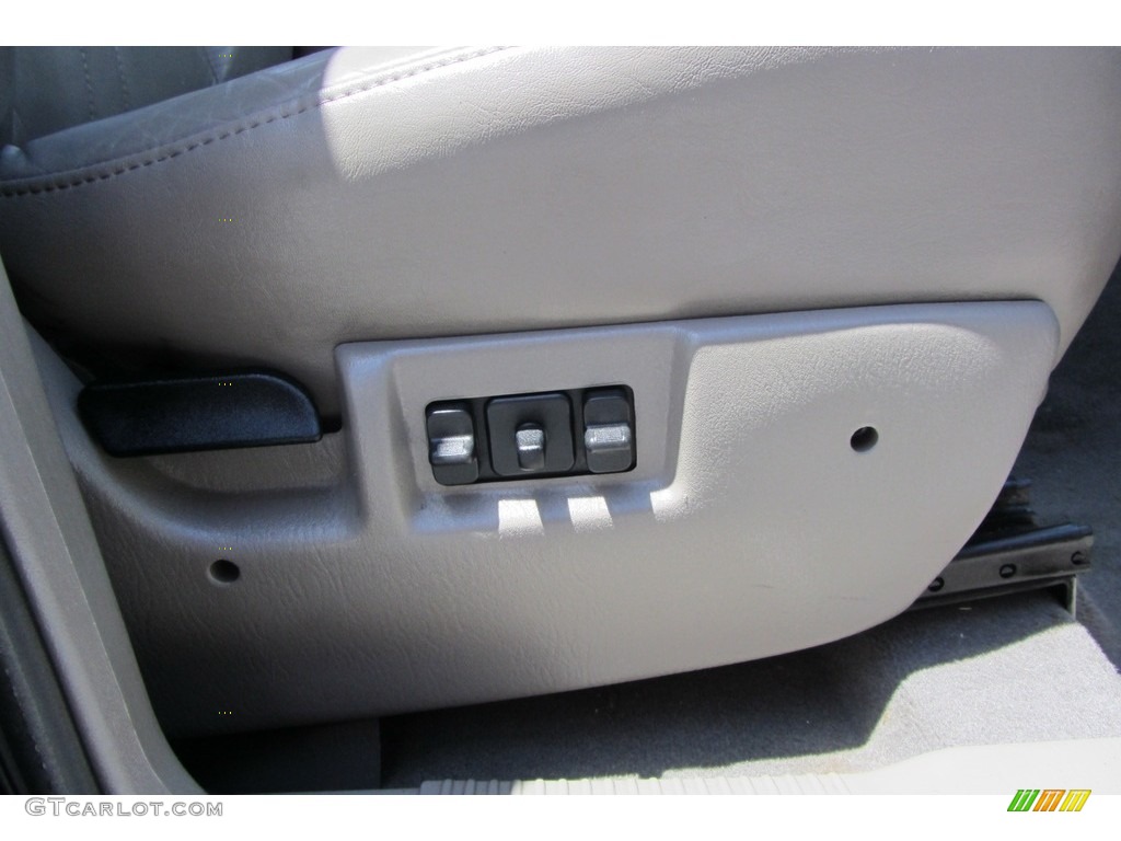 2003 Grand Cherokee Laredo - Brilliant Black / Dark Slate Gray photo #20