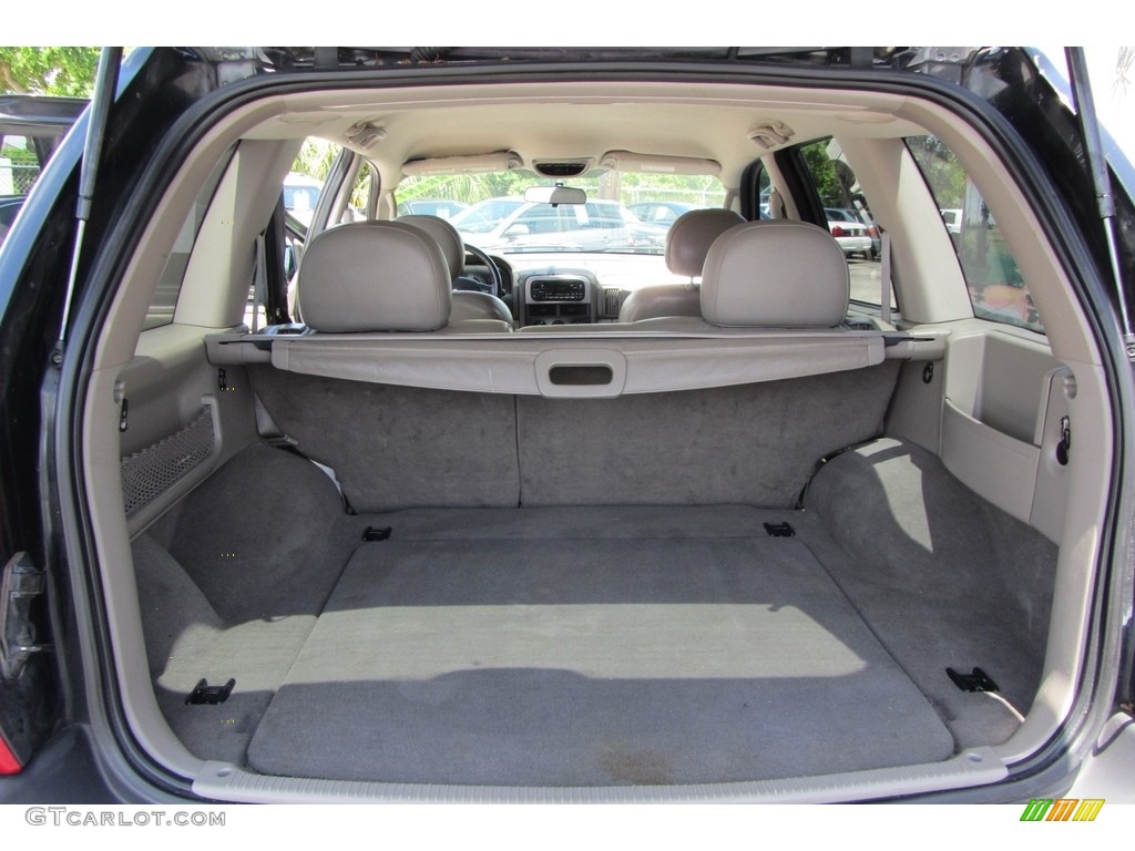 2003 Grand Cherokee Laredo - Brilliant Black / Dark Slate Gray photo #21