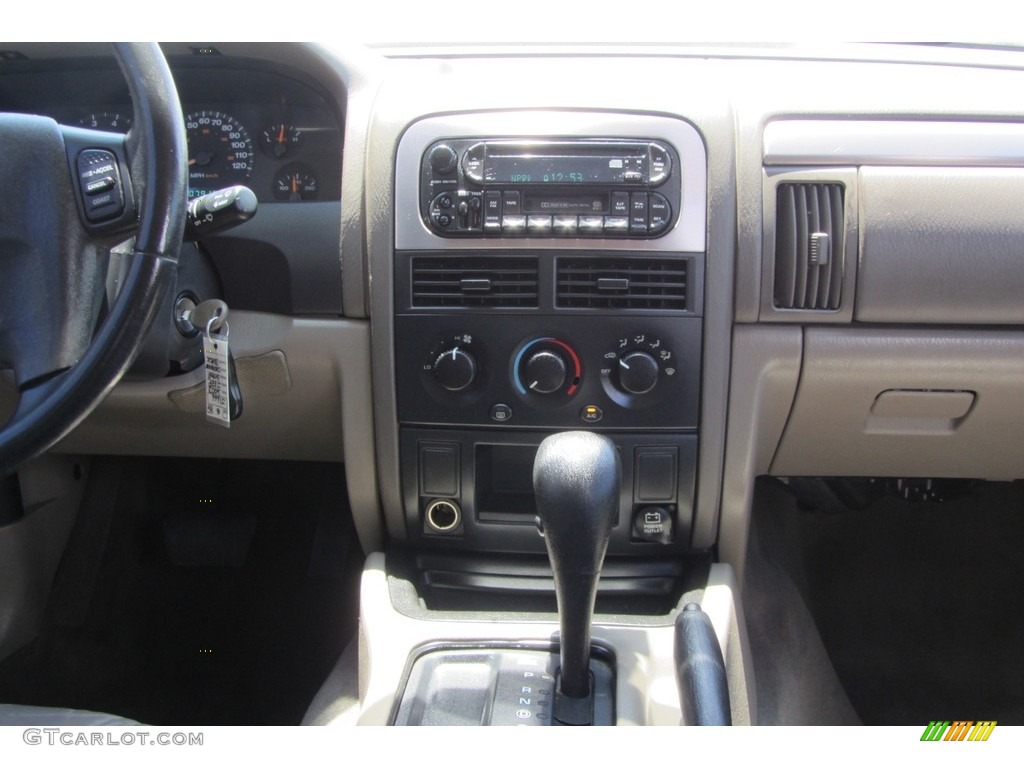 2003 Grand Cherokee Laredo - Brilliant Black / Dark Slate Gray photo #23
