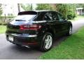 Black - Macan  Photo No. 6