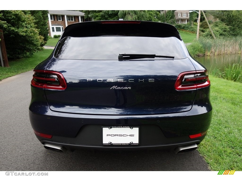 2018 Macan  - Night Blue Metallic / Black/Luxor Beige photo #5