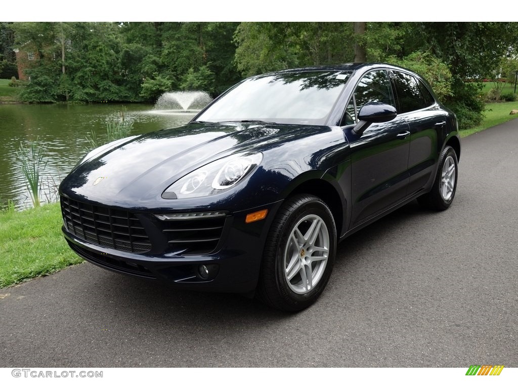 2018 Macan  - Night Blue Metallic / Black/Luxor Beige photo #8