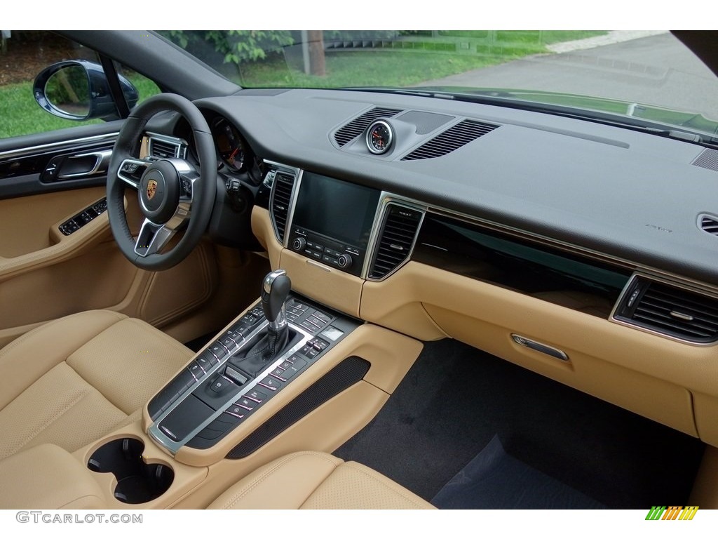 2018 Macan  - Night Blue Metallic / Black/Luxor Beige photo #16
