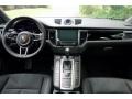 White - Macan  Photo No. 17
