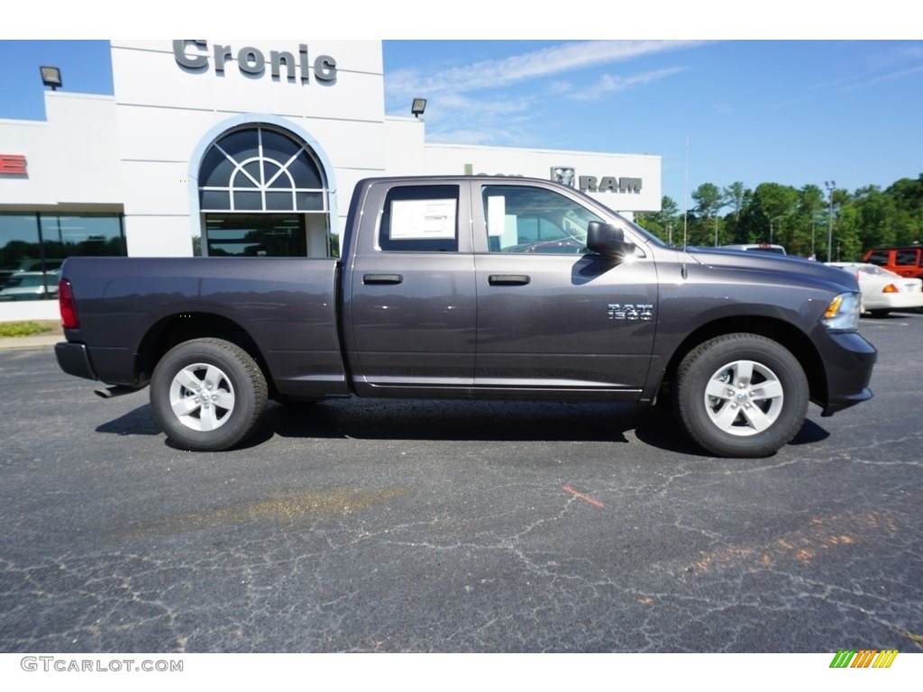 2018 1500 Express Quad Cab - Granite Crystal Metallic / Black photo #10