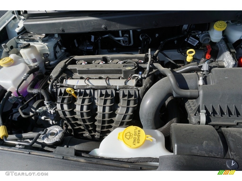 2018 Journey SE - Vice White / Black photo #9