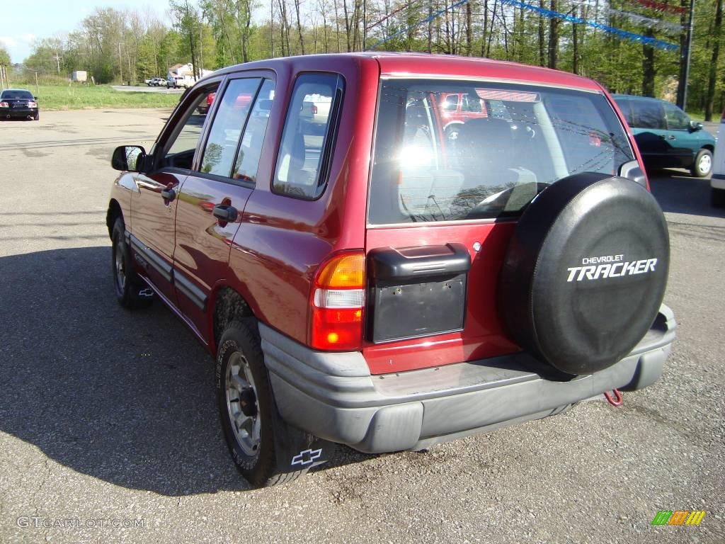 2000 Tracker 4WD Hard Top - Sunset Red Metallic / Medium Gray photo #8