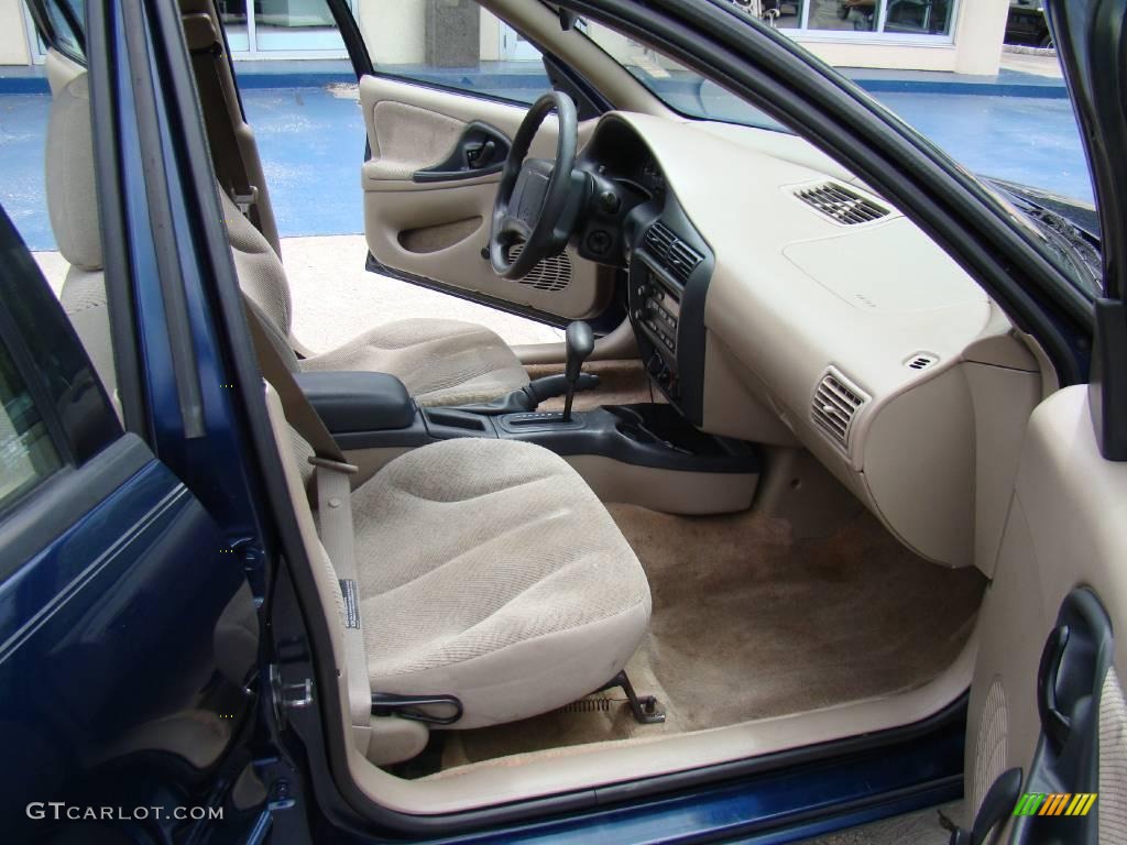 2001 Cavalier LS Sedan - Indigo Blue Metallic / Neutral photo #10