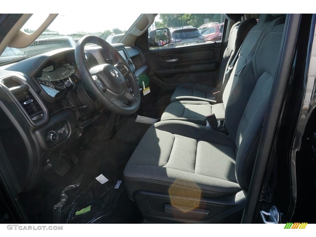 2019 1500 Tradesman Crew Cab - Diamond Black Crystal Pearl / Black photo #4