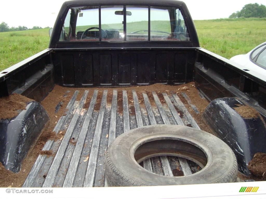 1991 Sierra 1500 SLE Regular Cab - Black / Red photo #5