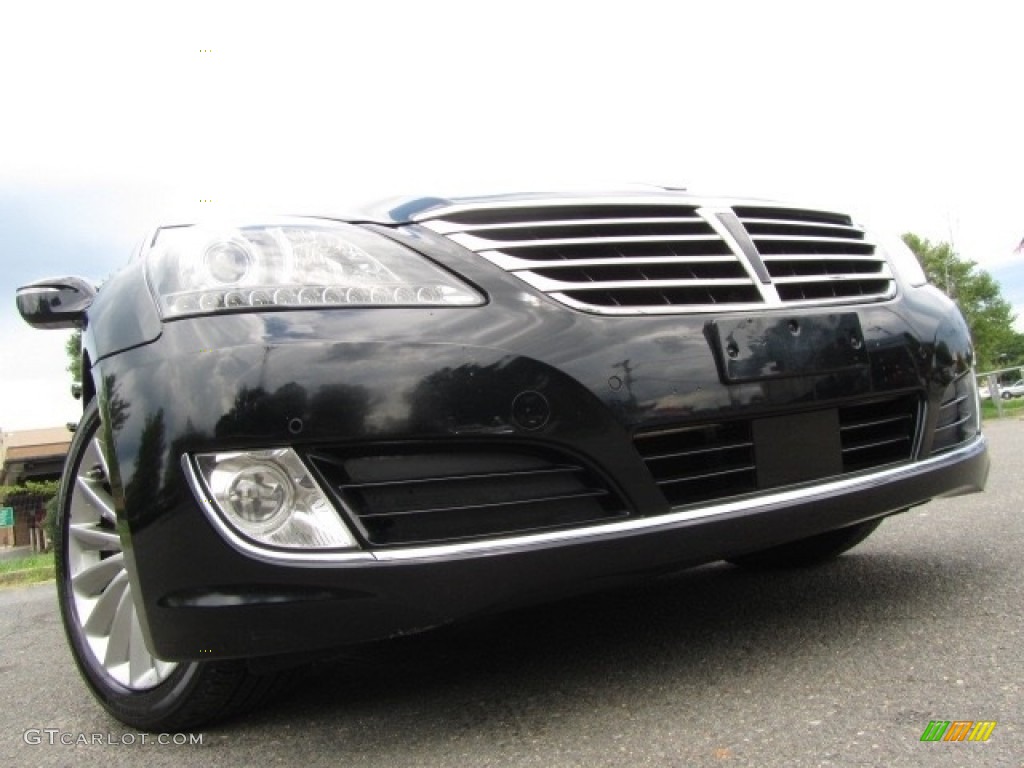 Caspian Black Hyundai Equus