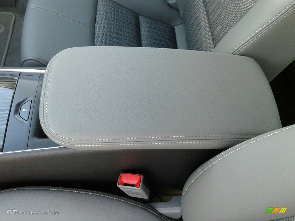 2019 Impala LT - Summit White / Jet Black/­Dark Titanium photo #18
