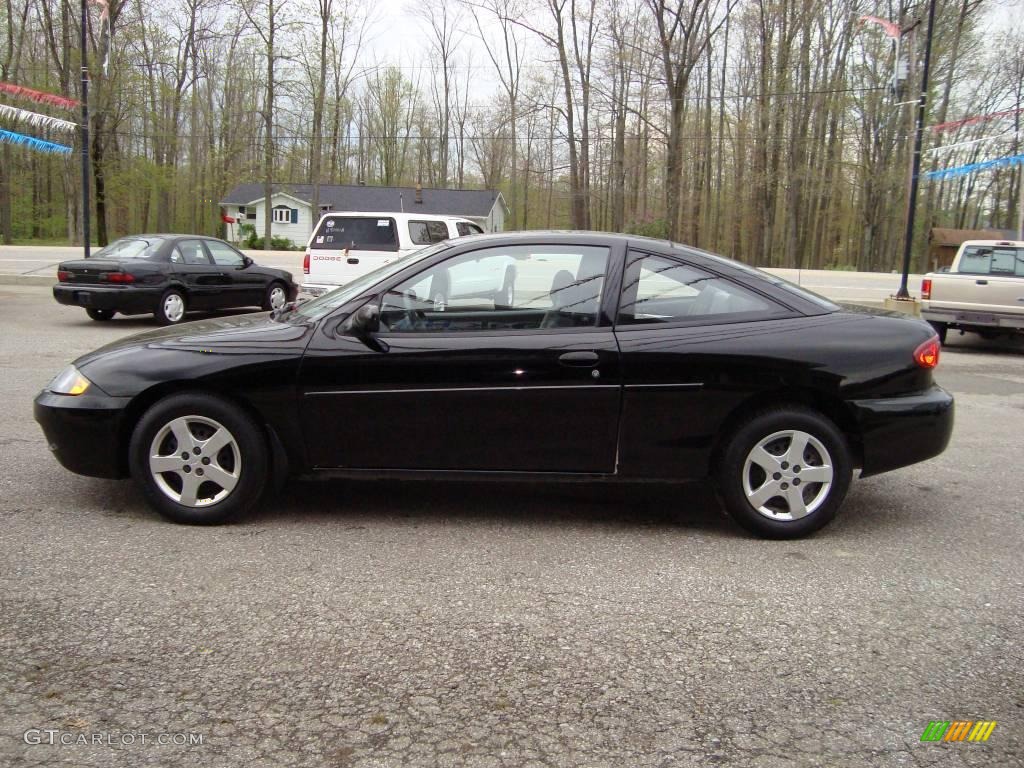 2003 Cavalier LS Coupe - Black / Graphite Gray photo #7