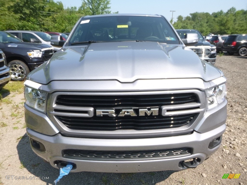2019 1500 Big Horn Crew Cab 4x4 - Billett Silver Metallic / Black photo #11