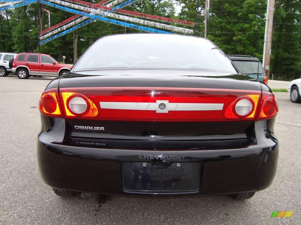 2003 Cavalier Sedan - Black / Graphite Gray photo #7