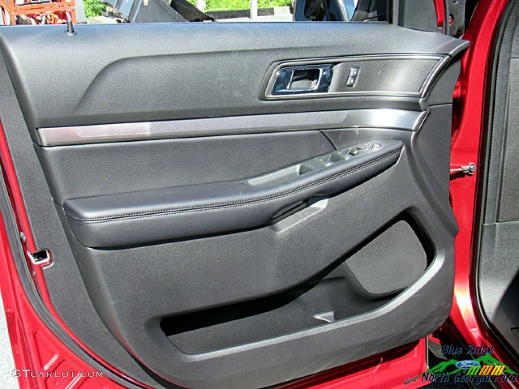 2018 Explorer XLT - Ruby Red / Ebony Black photo #10