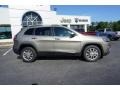 Light Brownstone Pearl 2019 Jeep Cherokee Latitude Plus Exterior
