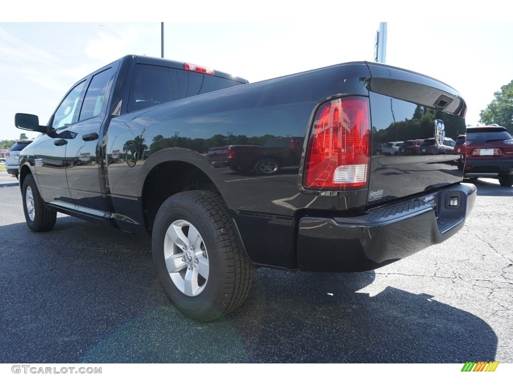 2018 1500 Express Quad Cab - Brilliant Black Crystal Pearl / Black/Diesel Gray photo #12