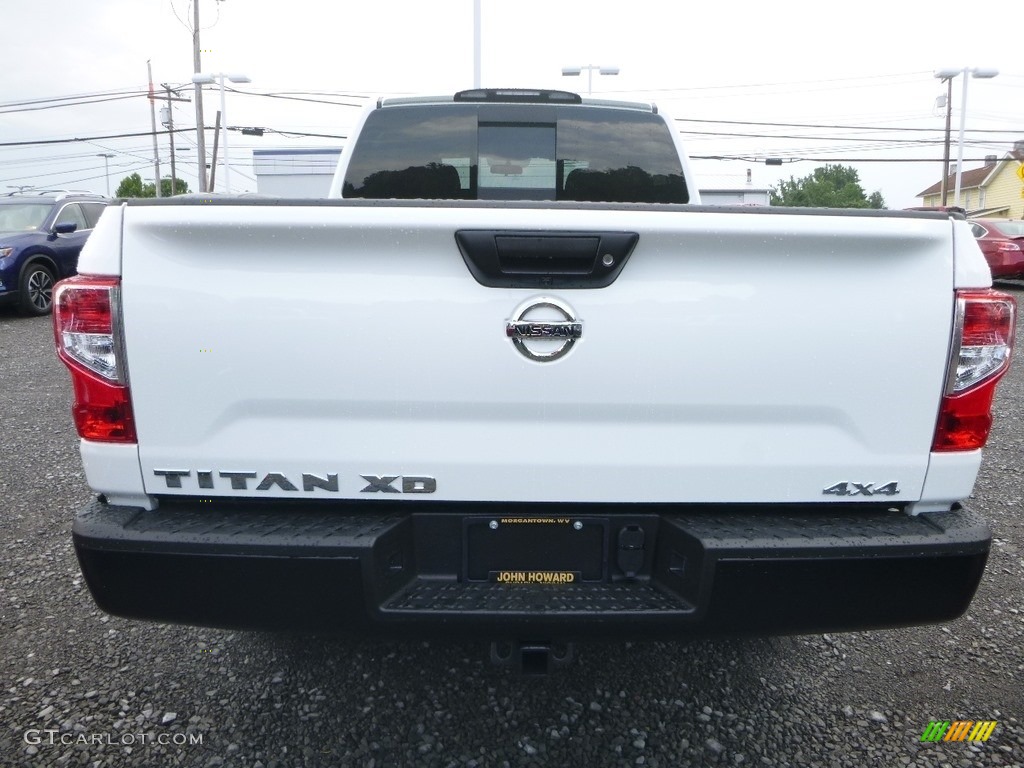 2018 TITAN XD S Crew Cab 4x4 - Glacier White / Black photo #5