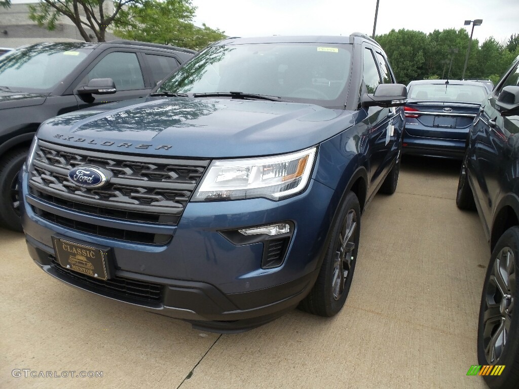 2018 Explorer XLT 4WD - Blue Metallic / Ebony Black photo #1