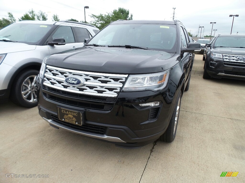 2018 Explorer XLT 4WD - Shadow Black / Ebony Black photo #1