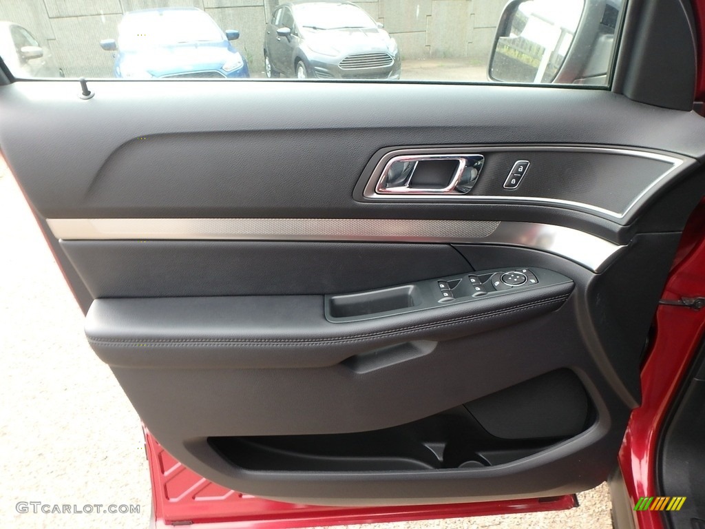 2018 Explorer XLT 4WD - Ruby Red / Ebony Black photo #15