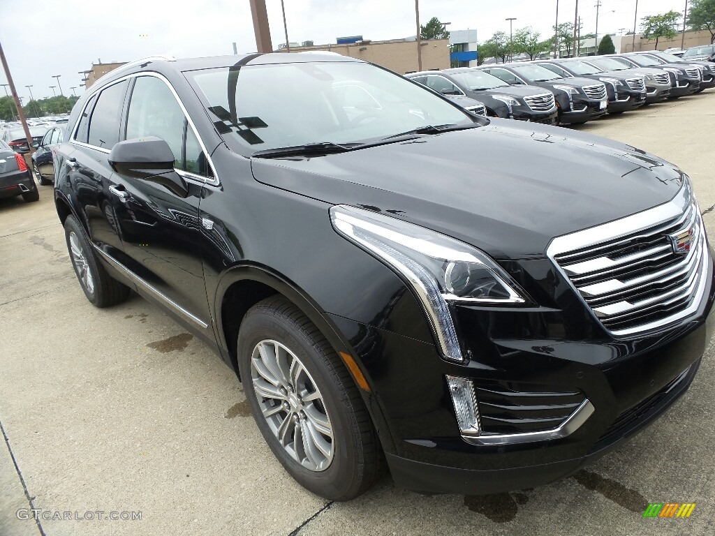 Stellar Black Metallic 2019 Cadillac XT5 Luxury Exterior Photo #128706649
