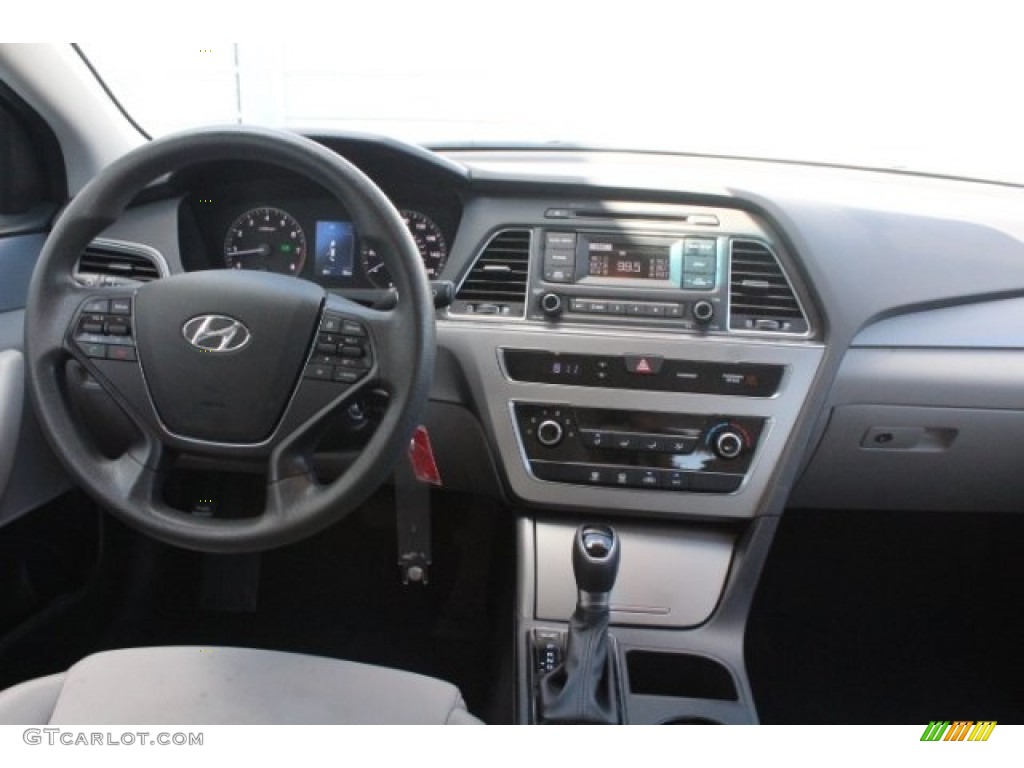 2017 Sonata SE - Shale Gray Metallic / Gray photo #26