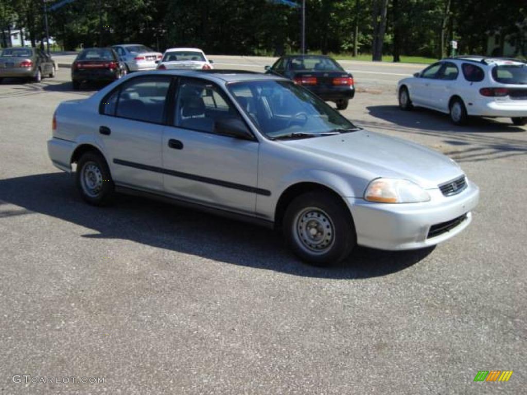 1996 Civic DX Sedan - Vogue Silver Metallic / Gray photo #4