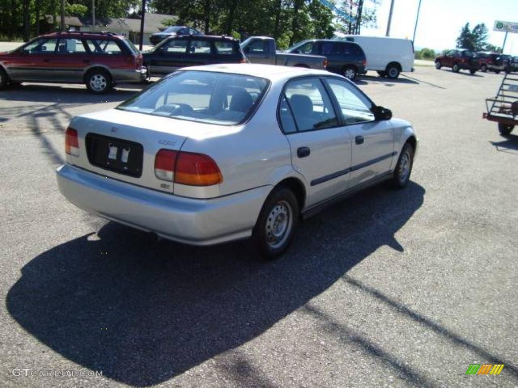 1996 Civic DX Sedan - Vogue Silver Metallic / Gray photo #6