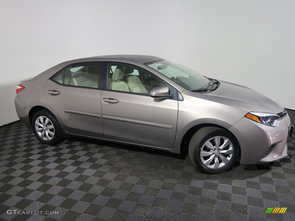 2016 Corolla LE - Brown Sugar Metallic / Ivory photo #4