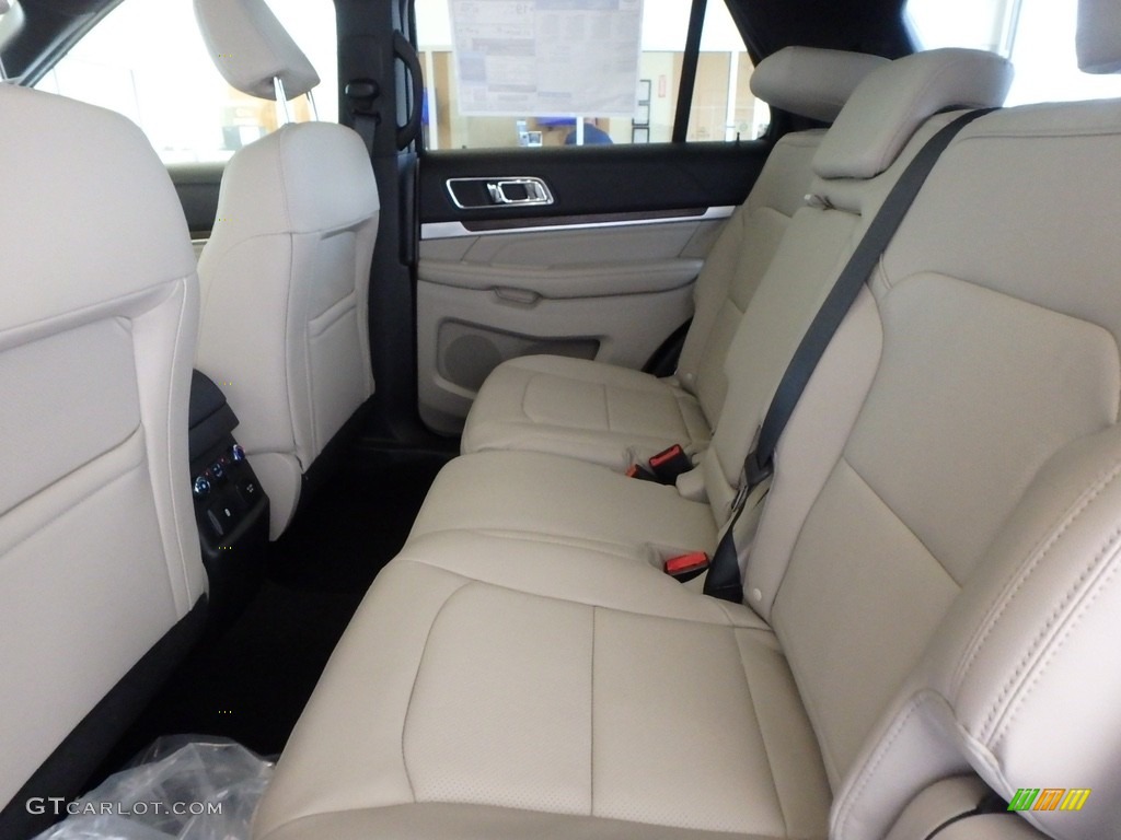 2018 Explorer Limited 4WD - Cinnamon Glaze / Medium Stone photo #7