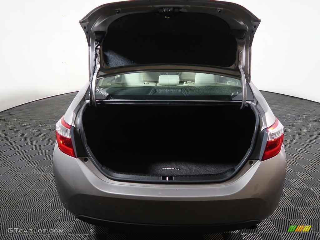 2016 Corolla LE - Brown Sugar Metallic / Ivory photo #29