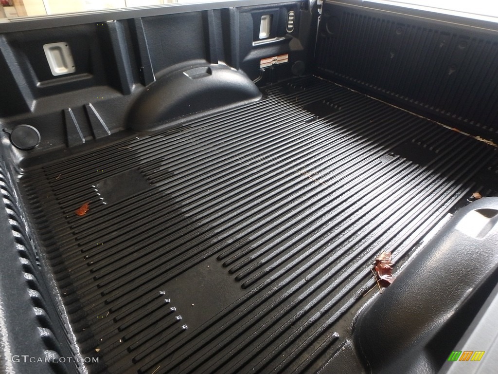 2018 F150 XLT SuperCab 4x4 - Ingot Silver / Black photo #15