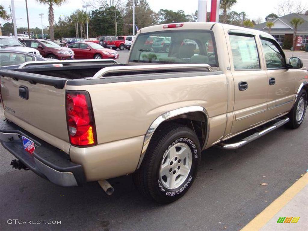 2007 Silverado 1500 Classic LS Crew Cab - Sandstone Metallic / Tan photo #7