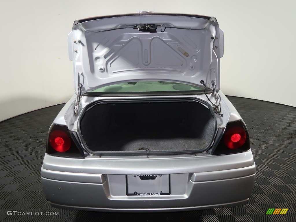 2004 Impala LS - Galaxy Silver Metallic / Medium Gray photo #29