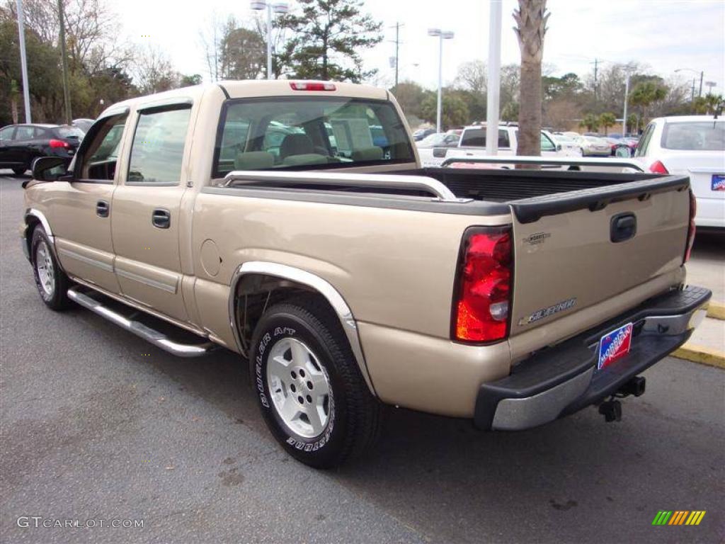 2007 Silverado 1500 Classic LS Crew Cab - Sandstone Metallic / Tan photo #10