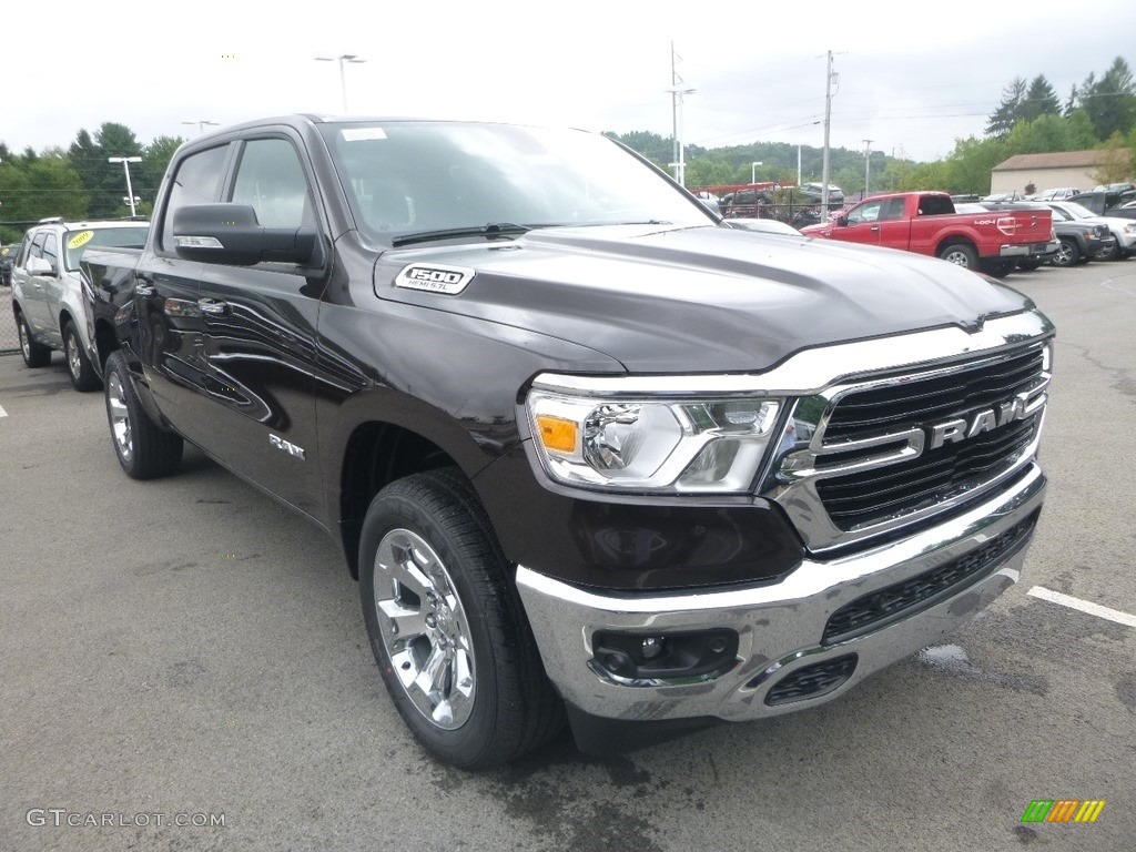 2019 1500 Big Horn Crew Cab 4x4 - Rugged Brown Pearl / Black/Diesel Gray photo #7
