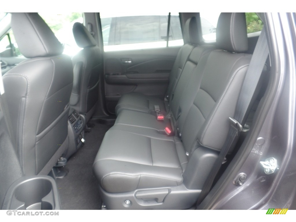 Black Interior 2019 Honda Pilot Touring AWD Photo #128718287