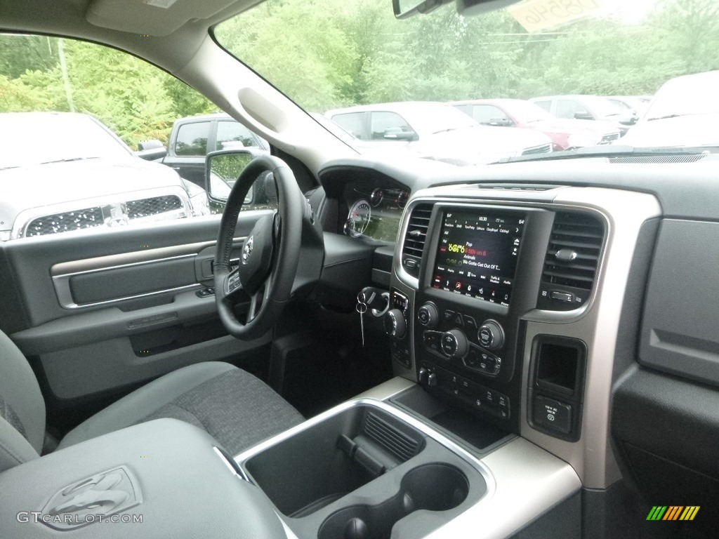 2018 1500 Big Horn Crew Cab 4x4 - Granite Crystal Metallic / Black/Diesel Gray photo #10