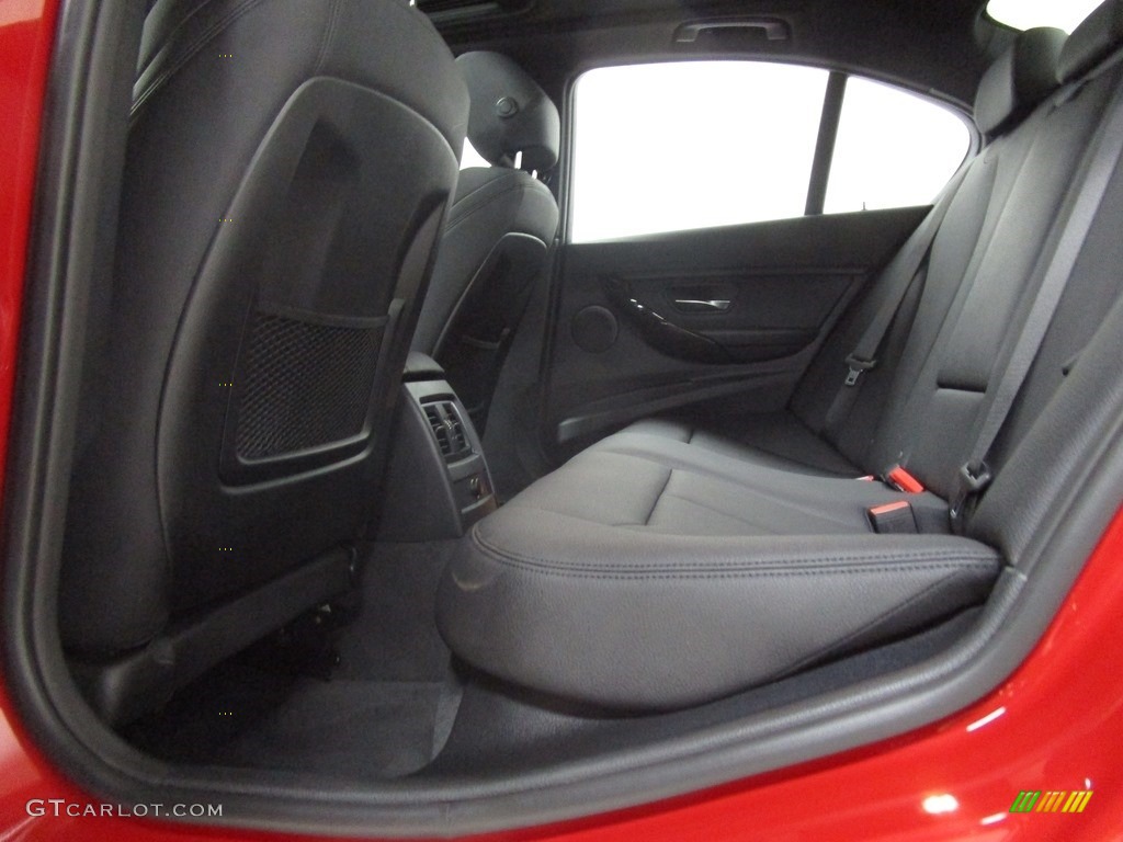 2018 3 Series 320i xDrive Sedan - Melbourne Red Metallic / Black photo #14