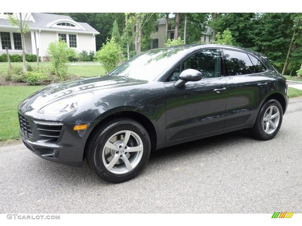 2018 Macan  - Agate Grey Metallic / Black/Garnet Red photo #8