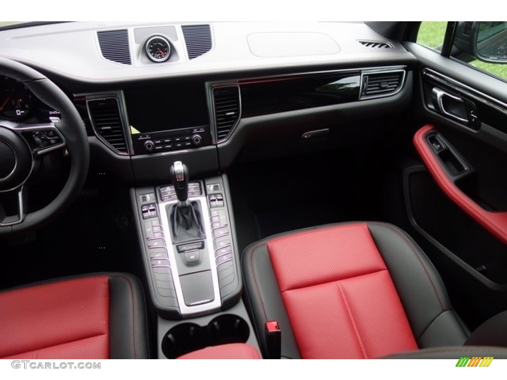 2018 Macan  - Agate Grey Metallic / Black/Garnet Red photo #14