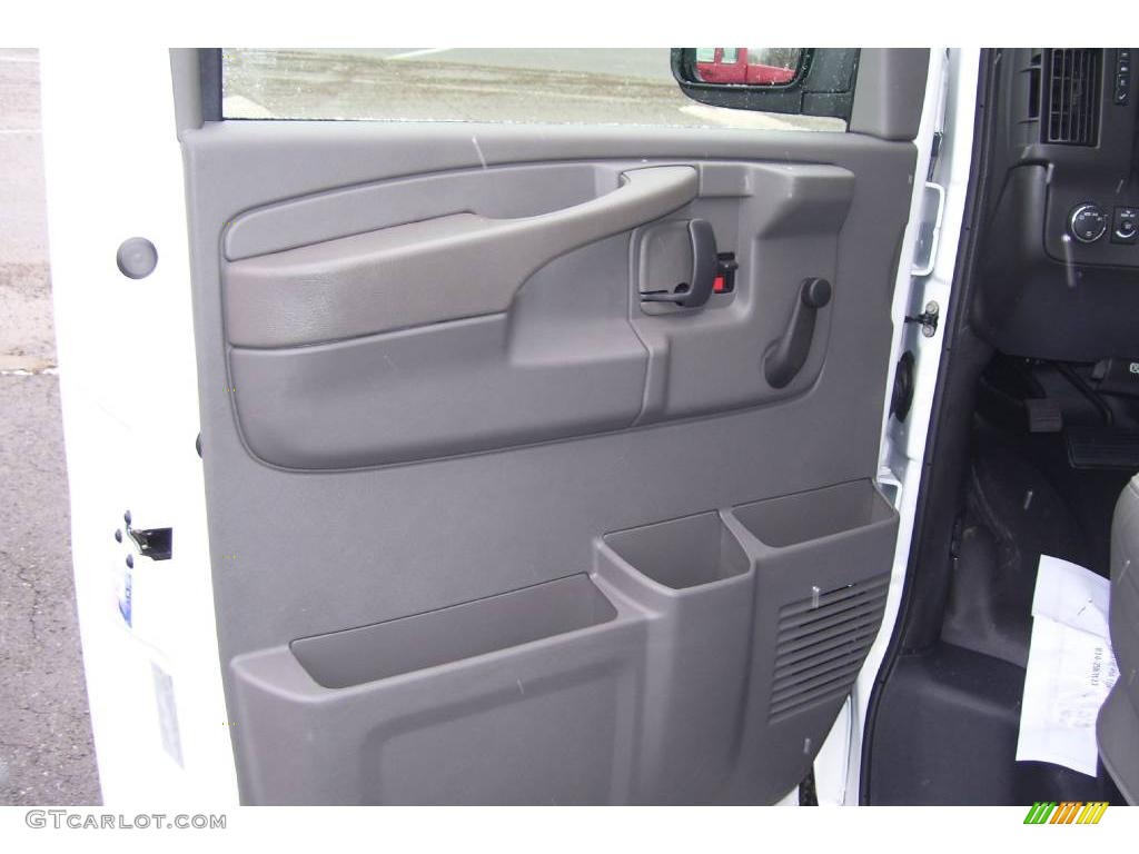 2008 Express 2500 Cargo Van - Summit White / Medium Pewter photo #16