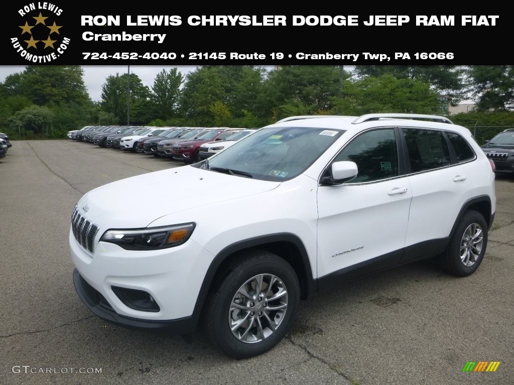 2019 Cherokee Latitude Plus 4x4 - Bright White / Black photo #1